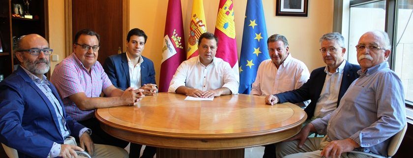 Foto.Reunión-Asociación-Virgen-de-Los-Llanos-Espigas-y-Trova-del-Llanos.29-8-18
